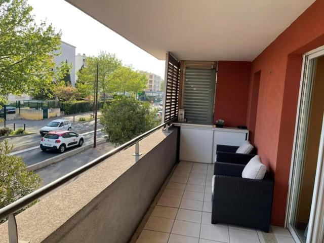 Superbe Appart 2 Pieces 8 Min A Pied De La Mer Apartment Frejus