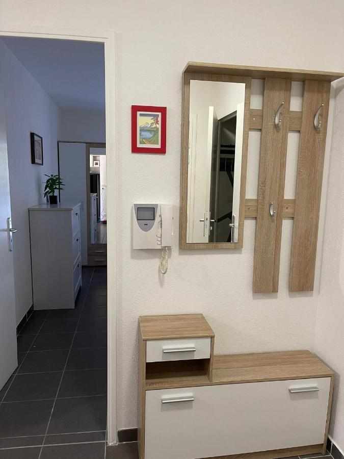 Superbe Appart 2 Pieces 8 Min A Pied De La Mer Apartment